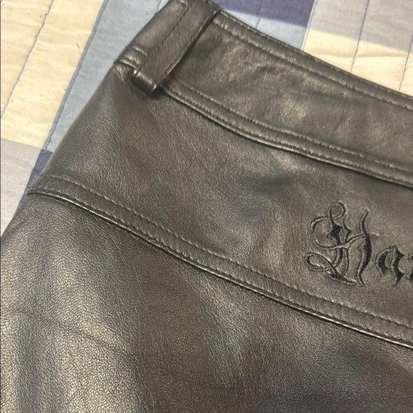 Harley-Davidson Black Leather Mini Skirt for Night Out - Picture 4 of 9